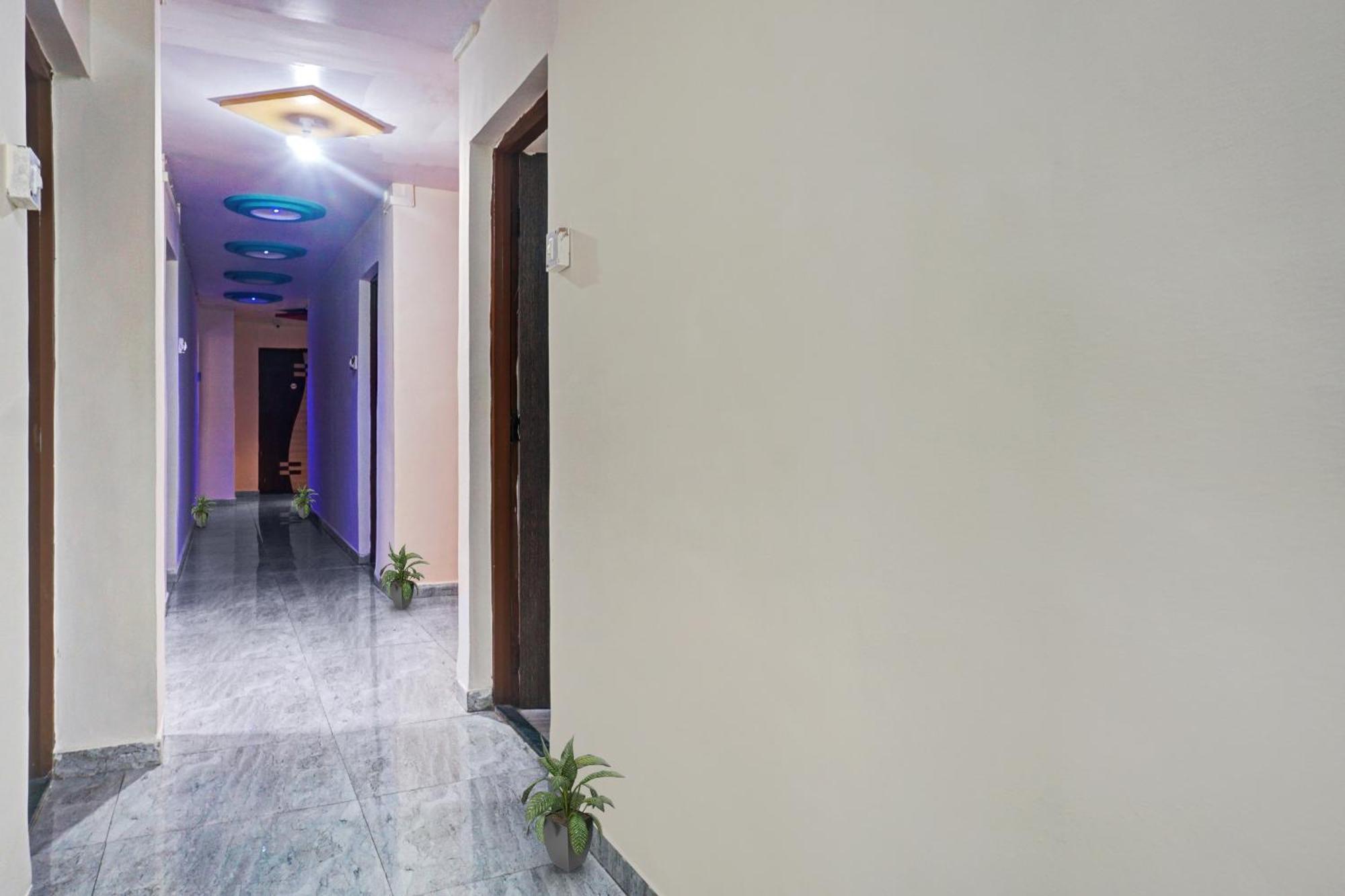 Hotel O Manav Shree Lodge Phursungi Exterior photo